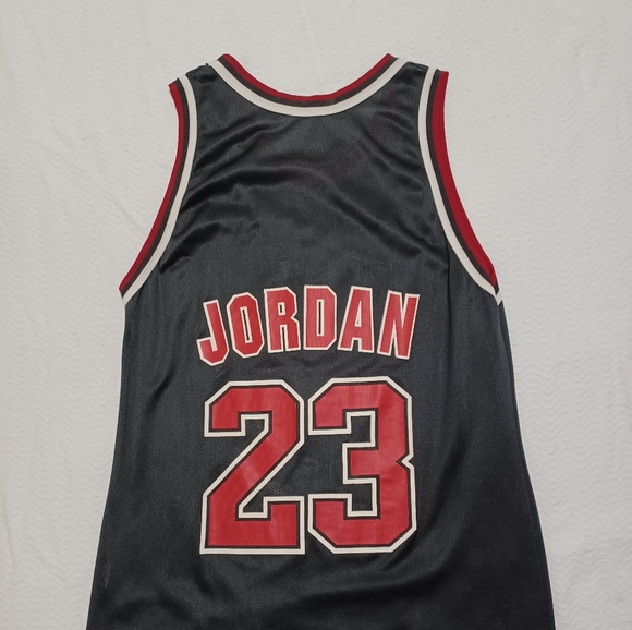 Michael Jordan Jersey #basketball #trend - Picture 3 of 4